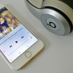 e iPhonel(f)(hu)BeatsҲ^